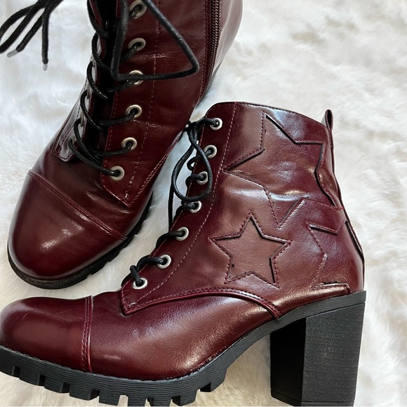 XOXO Chloee Oxblood Red Lace-up Ankle Zip Booties with Star Insets- 7 - Picture 2 of 14